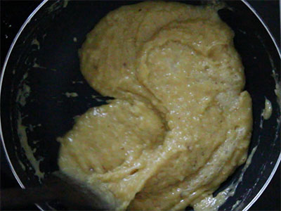 the final stage of 7 cup burfi or seven cup sweet