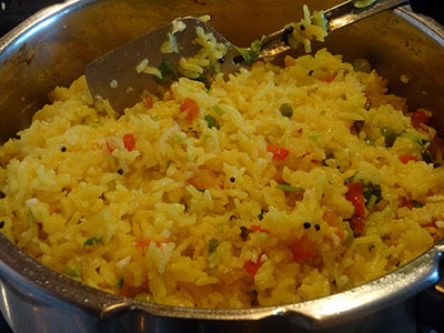 akki uppittu or rice upma in pressure cooker