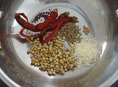 ingredients for roasting for alasande hudi haki koddel or sambar