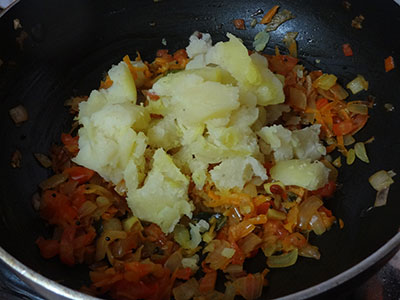 mashed potato for potato sagu or aloo sagu
