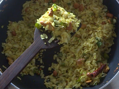 coriander leaves and lemon juice for avalakki oggarane ready mix or instant mix