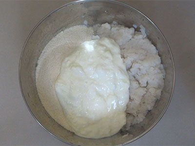 curd for avalakki paddu or poha appe or aval paniyaram