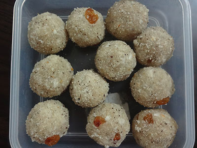 avalakki unde or poha laddu or aval ladoo