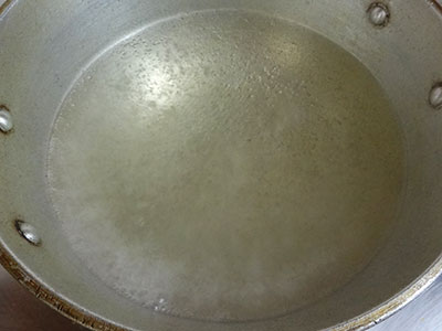 water for avarekalu rotti or avare kaalu rotti