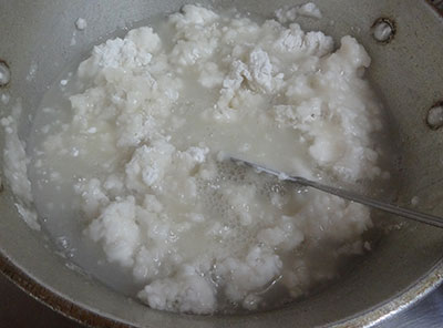 rice flour for avarekalu rotti or avare kaalu rotti
