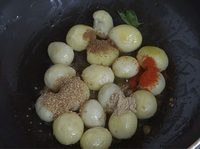 spice powders for baby potato snacks or baby potato fry