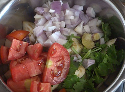 jagery and tamarind for badanekayi gojju or brinjal curry