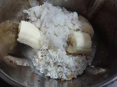 grinding rice and banana for balehannu dose or banana dosa
