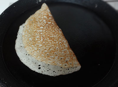 making balehannu dose or banana dosa