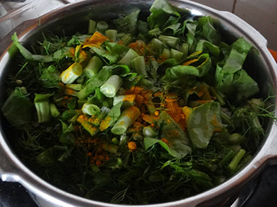 chopped green leaves for bassaru or bas saaru