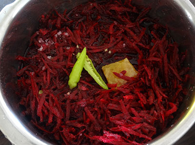 beetroot, chili, salt, jaggery and tamarind for beetroot mudde huli or beetroot sambar