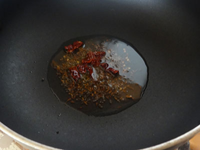 tempering for bendekai palya or ladies finger stir fry