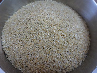 broken wheat for godhi kadi uppittu or broken wheat upma