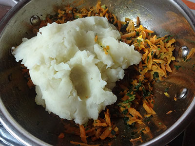 potato for carrot paratha