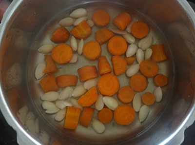 cooked carrot and badam for carrot badami payasa or carrot badam kheer