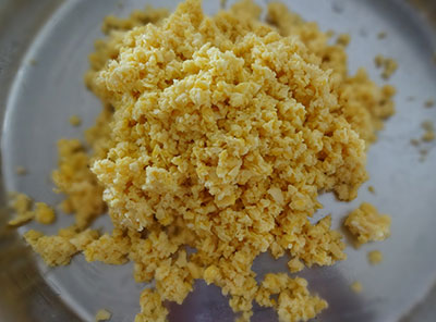 grinding soaked dal for masala vada or masala vade or chattambade or ambode