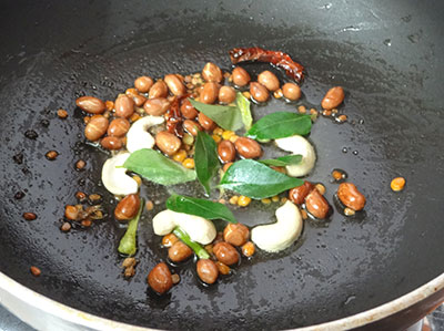 curry leaves for coconut rice