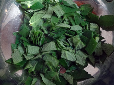 chopped leaves for doddapatre or sambarballi chutney