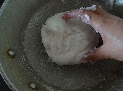 kneading dough for arishina ele kadubu or eeradye