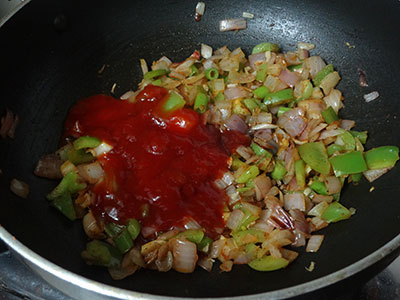 tomato and soya sauce for gobi manchurian sauce
