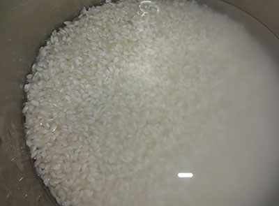 rinsed rice for halasina hannina gatti or jackfruit kadubu