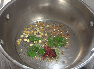 tempering for halasinakayi palya or raw jackfruit stir fry