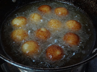 deep frying gulab jamuns prepared using ready mix