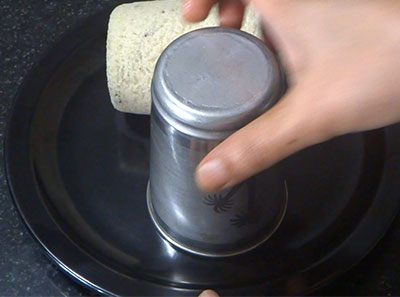 cooked kanchipuram idli or masala kadubu