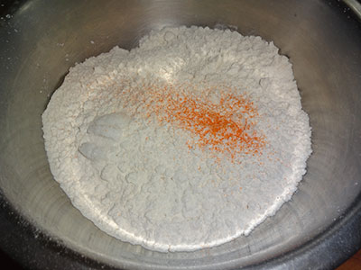 flour and salt for kayi holige or kayi obbattu