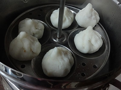 steam cooking rice modak