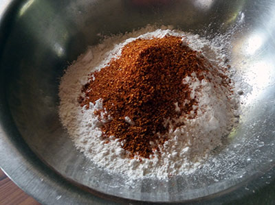 rice flour for kayi vade or akki hittu poori