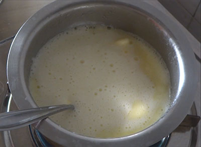 boil butter to make ghee at home
