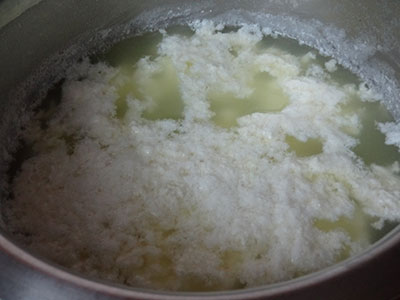 curd and lemon juice for making soft paneer
