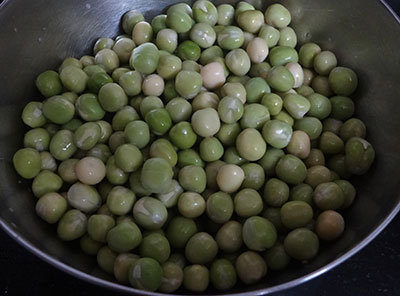 soaked peas for masala puri