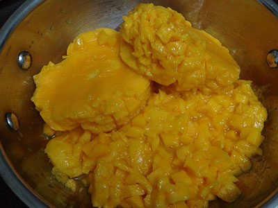mango pulp for mavina hannina rasayana or seekarane