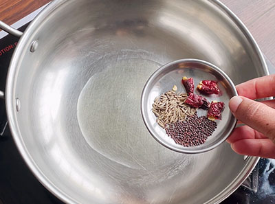 tempering for mavinakayi neer gojju or raw mango recipe