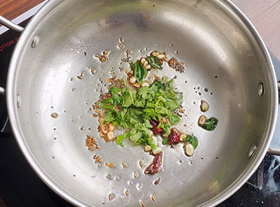 coriander leaves for mavinakayi neer gojju or raw mango recipe