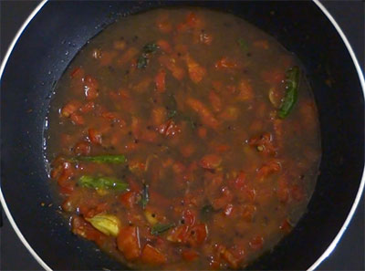 tamarinf extract for menasina saaru or pepper rasam