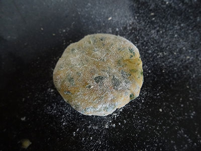lemon sized dough for methi paratha