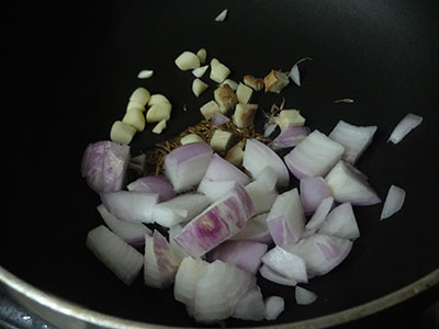 ginger, garlic and onion for pudina shavige or mint vermicelli