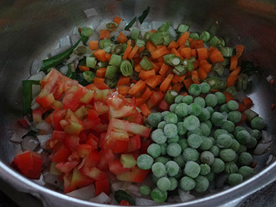 tomato and vegetables for navane uppittu or upuma