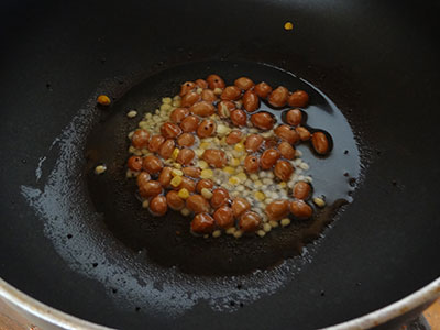 tempering for nellikai chitranna or amla rice