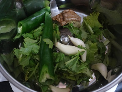 grinding for green peas paratha or matar parata