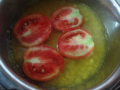 tomato for menasina saaru or pepper rasam