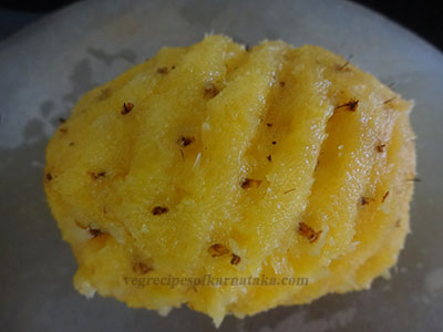 peeling pineapple for pineapple or ananas payasa