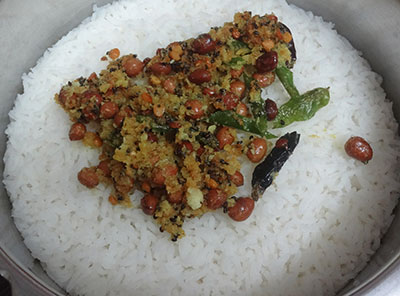 cooked rice for Iyengar style puliyogare or tamarind rice