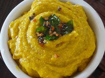 tempering the pumpkin or sihi kumbalakai chutney