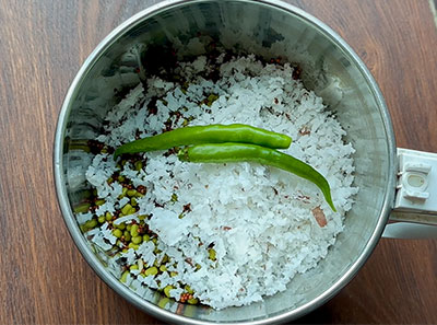 coconut for ragi hesaru kalu or mung bean dosa