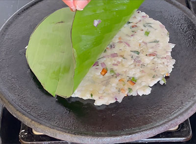 cooking sabbakki rotti or sabudana roti recipe