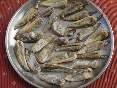 drying green chili for sandige menasu or majjige menasu